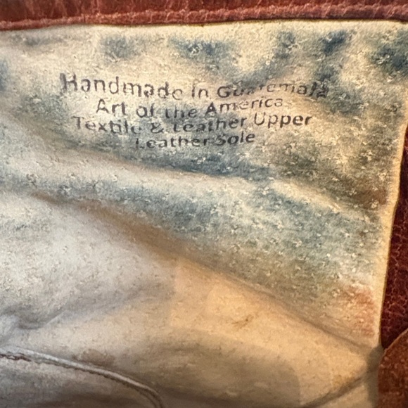 Vintage-Inspired Lace-Up Boots with Embroidered  Flowers. - Picture 10 of 12